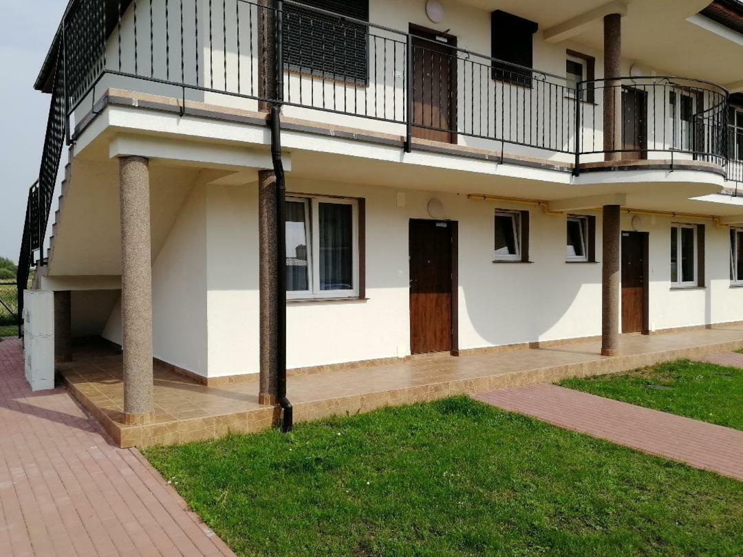 Zefir Apartment Darlowo Exterior photo